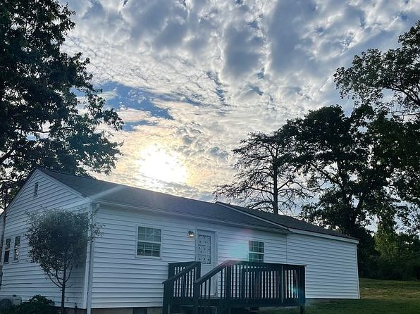 138 Pond Grove Rd