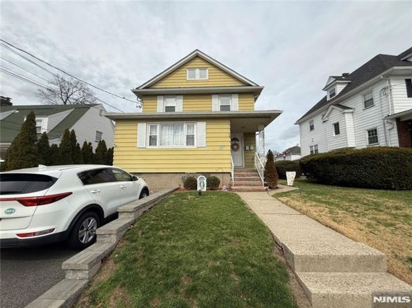 257 Bell Ave Floor 1