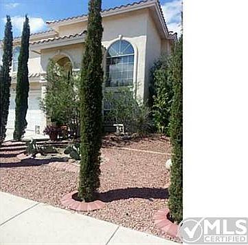 2nd image of 905 Las Pistas Pl