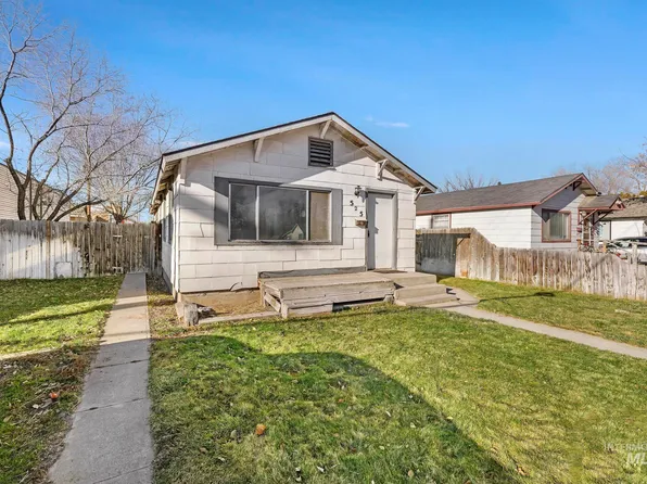 525 Adams St, Twin Falls, ID 83301