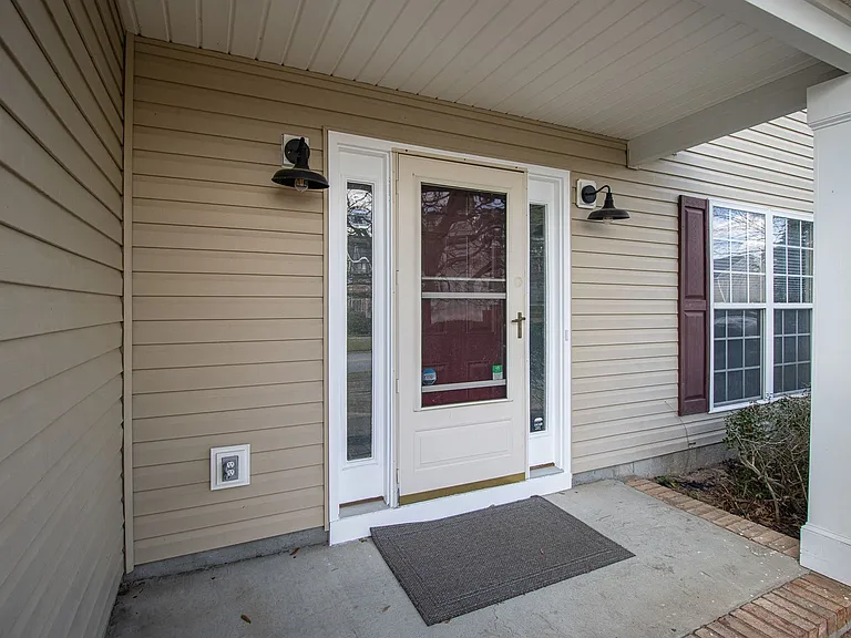 1473 Legion Dr — Photo 3