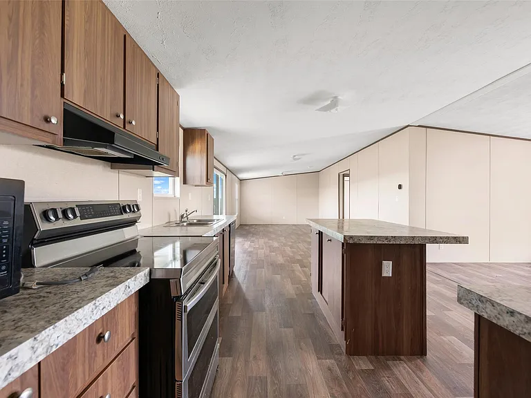 360 Shady Oaks #B — Photo 11