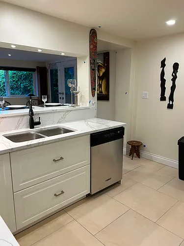 9211 Chapmond Cres #5942 Photo 1