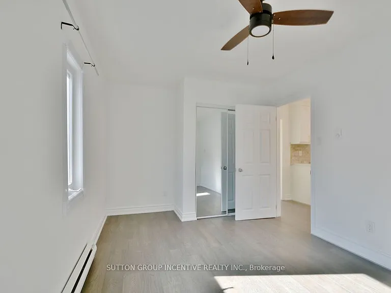1556 Houston Ave — Photo 34