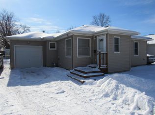 523 Ward St, Marine City, MI 48039