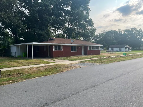 120 E Palm St, Lonoke, AR 72086
