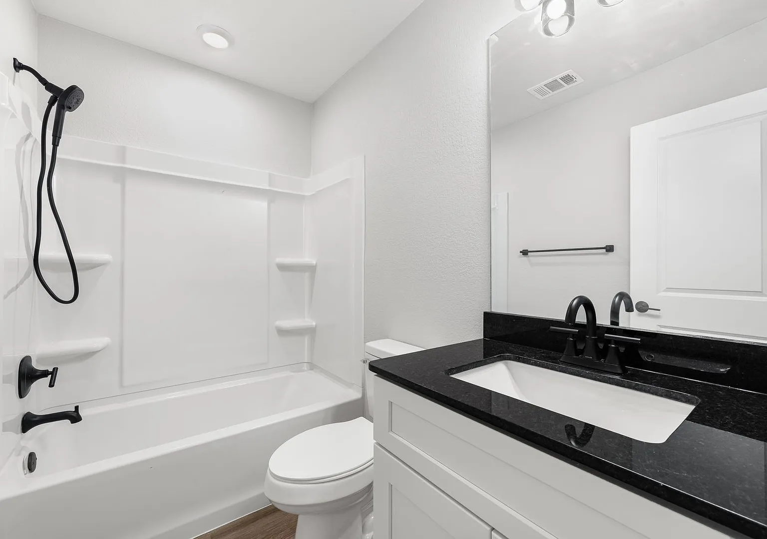 Brand New, Modern, and Ready for You in Temple, TX! — Photo 2