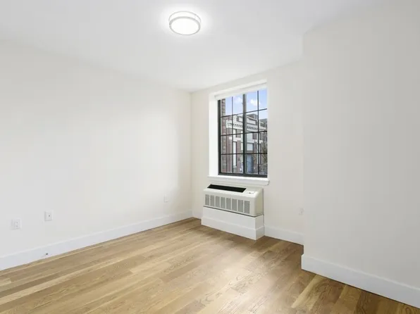 83 Bushwick Place image 1 of 8