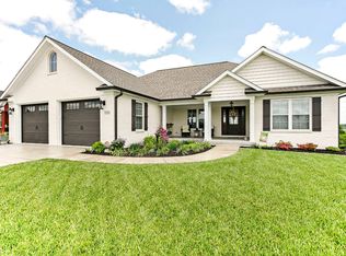 172 Royal View Dr, Lebanon, KY 40033