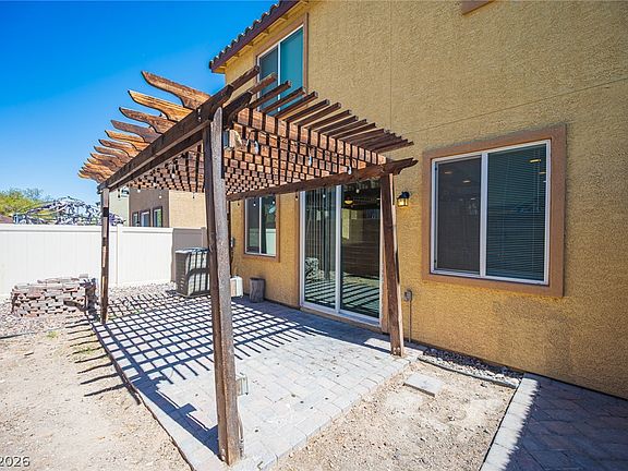 5th image of 4016 Juanita May Ave
