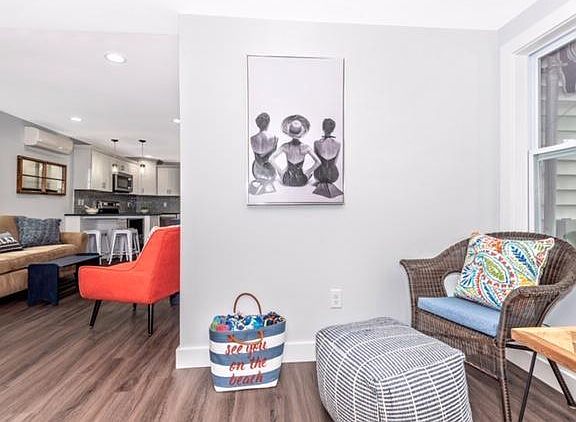 5th image of 43 Maryland Ave APT C