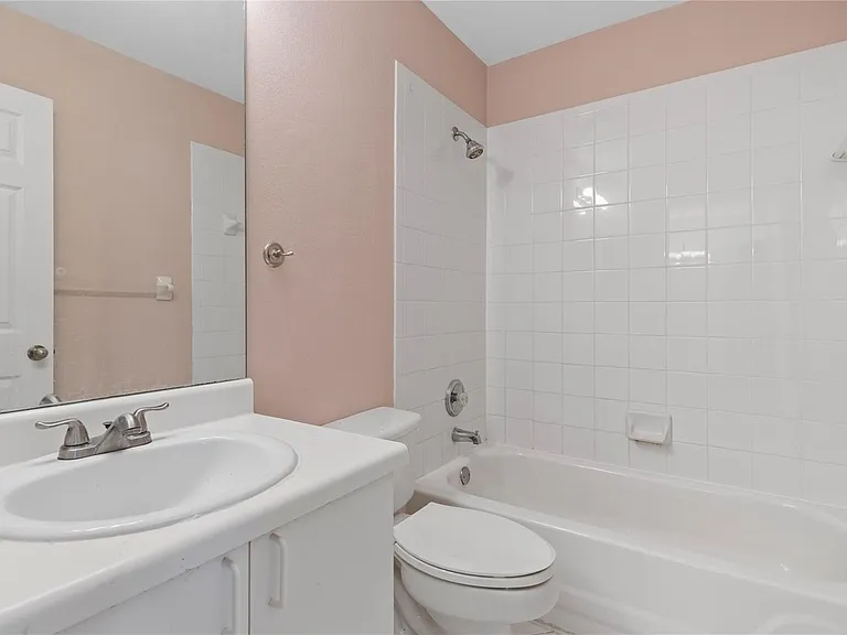 1186 SW 44th Ave #1186 — Photo 19