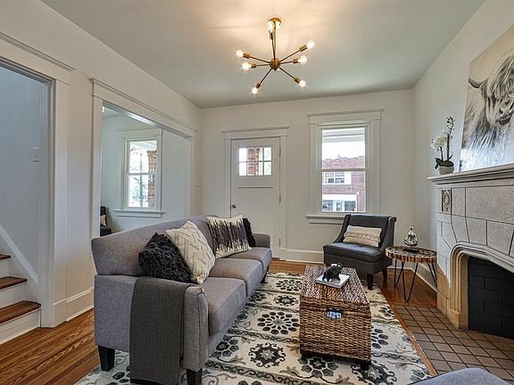 5th image of 2436 Williams Ave