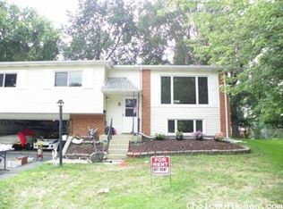 5 Catalpa Ct, Woodridge, IL