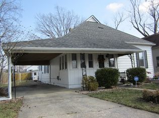 104 S 20th St, Herrin, IL 62948