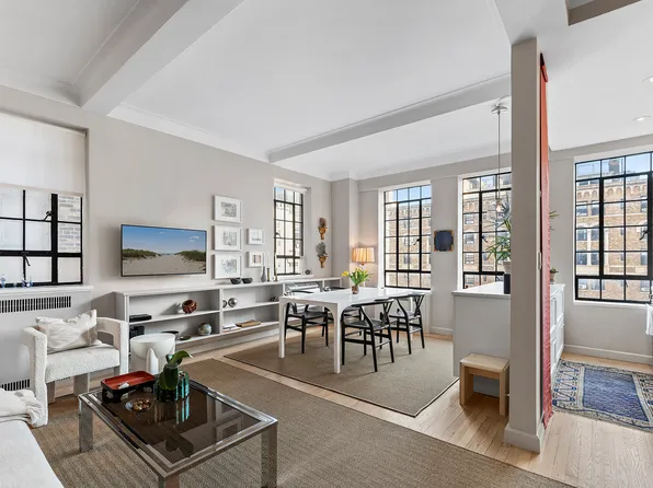 10 Park Avenue image 1 of 5