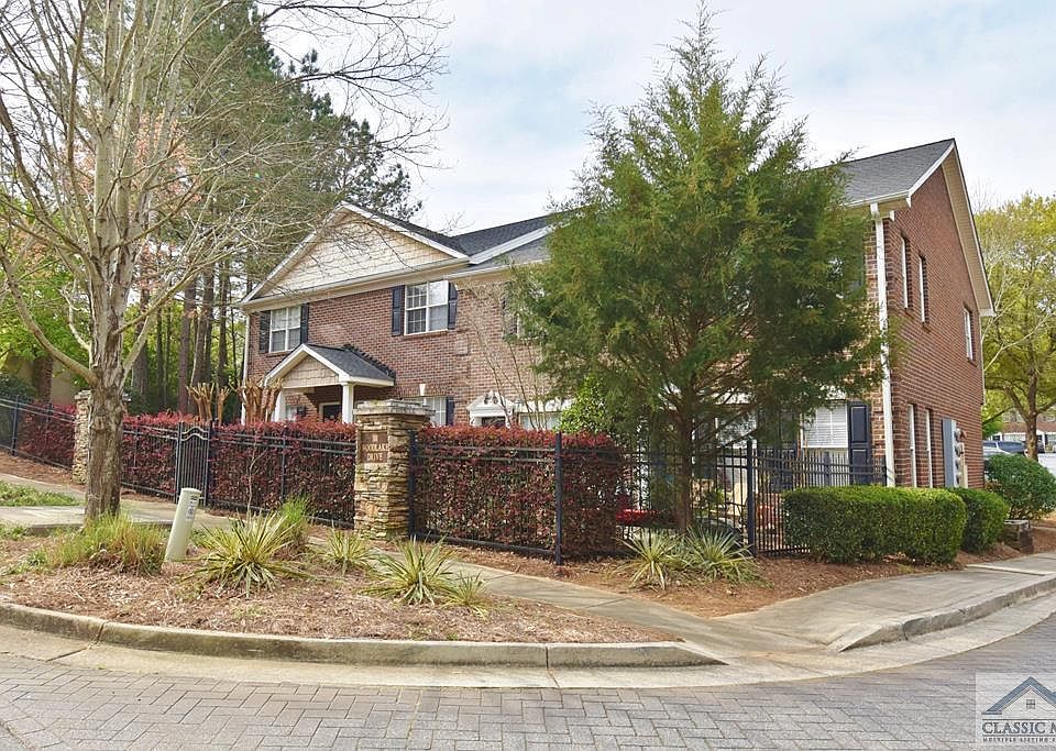 1st image of 101 Wood Lake Dr Unit 102