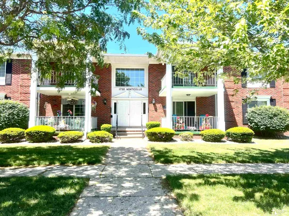 1750 Monticello St, Trenton, MI 48183