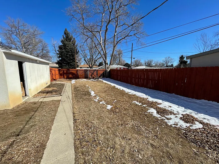 1330 Venice St — Photo 17