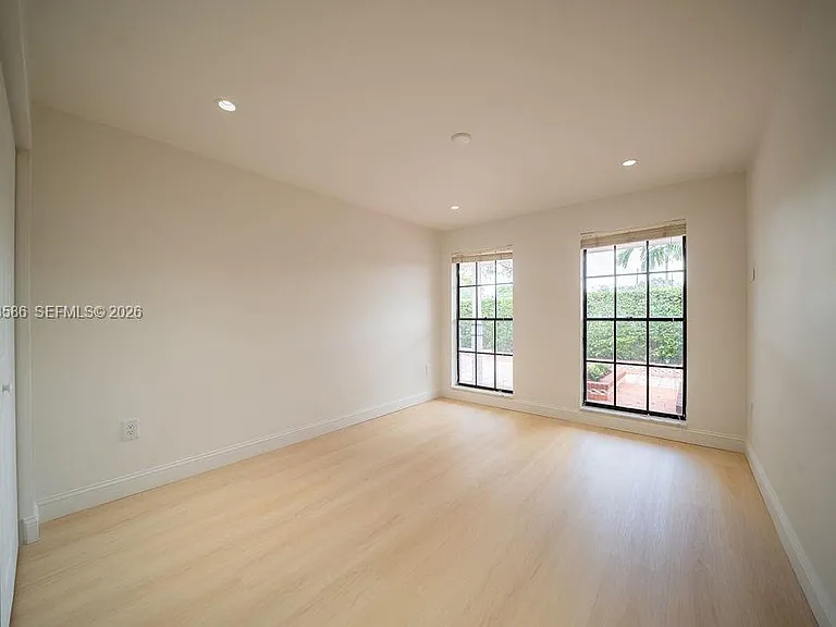 1550 S Greenway Dr — Photo 22