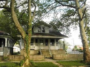 206 Liverpool Ave, Egg Harbor City, NJ 08215