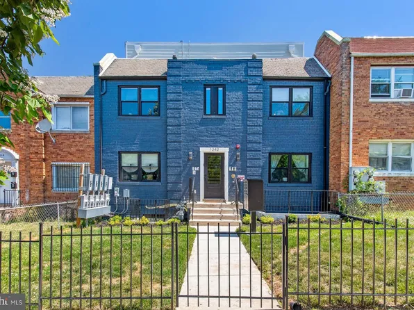 1242 Meigs Pl NE APT 4, Washington, DC 20002