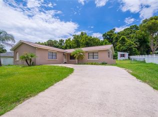 2003 Spring Lake Rd, Fruitland Park, FL 34731
