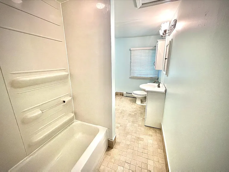 261 Main St #3 — Photo 11