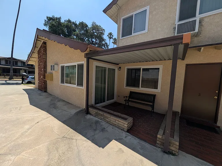 307 N Curtis Ave — Photo 21