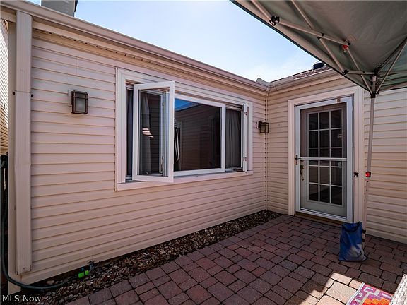 3rd image of 4809 Scotch Pine Way