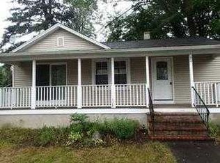 90 Pond St, Framingham, MA 01702