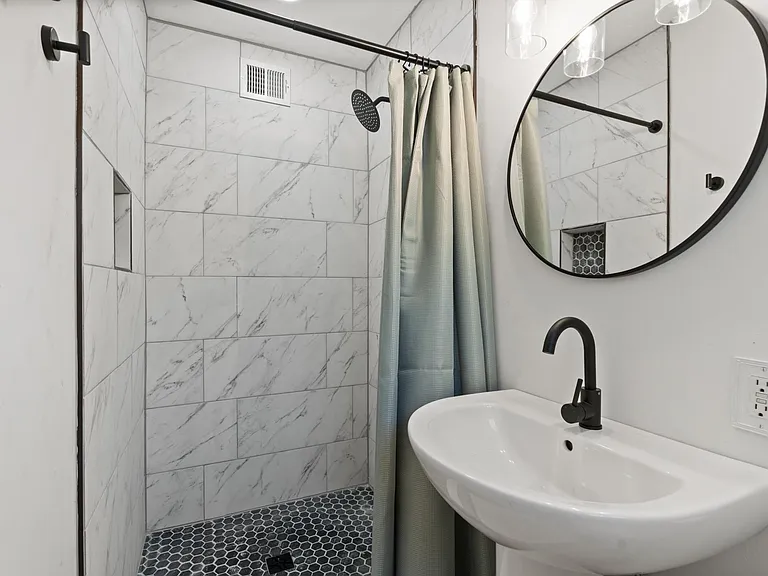 8744 N 6th Dr — Photo 34