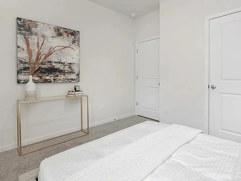 7604 Bainbridge Rd — Photo 18