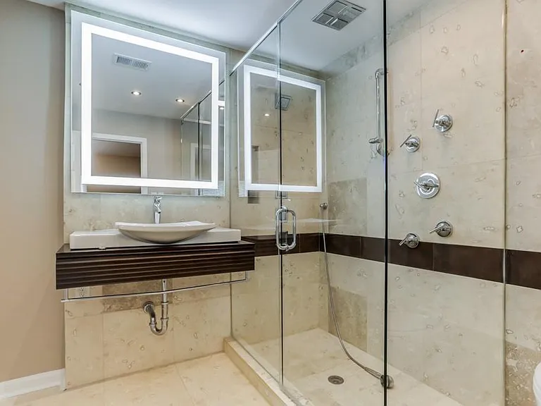 3087 Balearic Dr SE — Photo 16