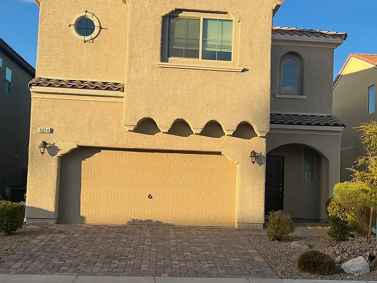 9024 Misty Leaf Ave — Photo 1