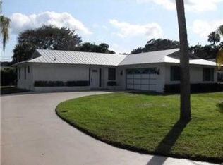 19 Via Lucindia Dr N, Stuart, FL 34996