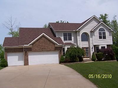1st image of 323 Danbury Ln