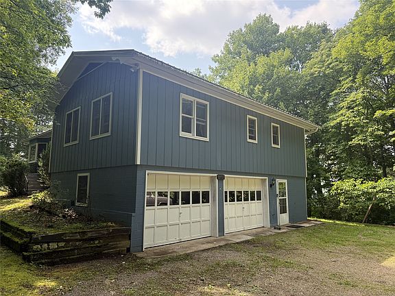 3rd image of 1281 Panther Mountain Road