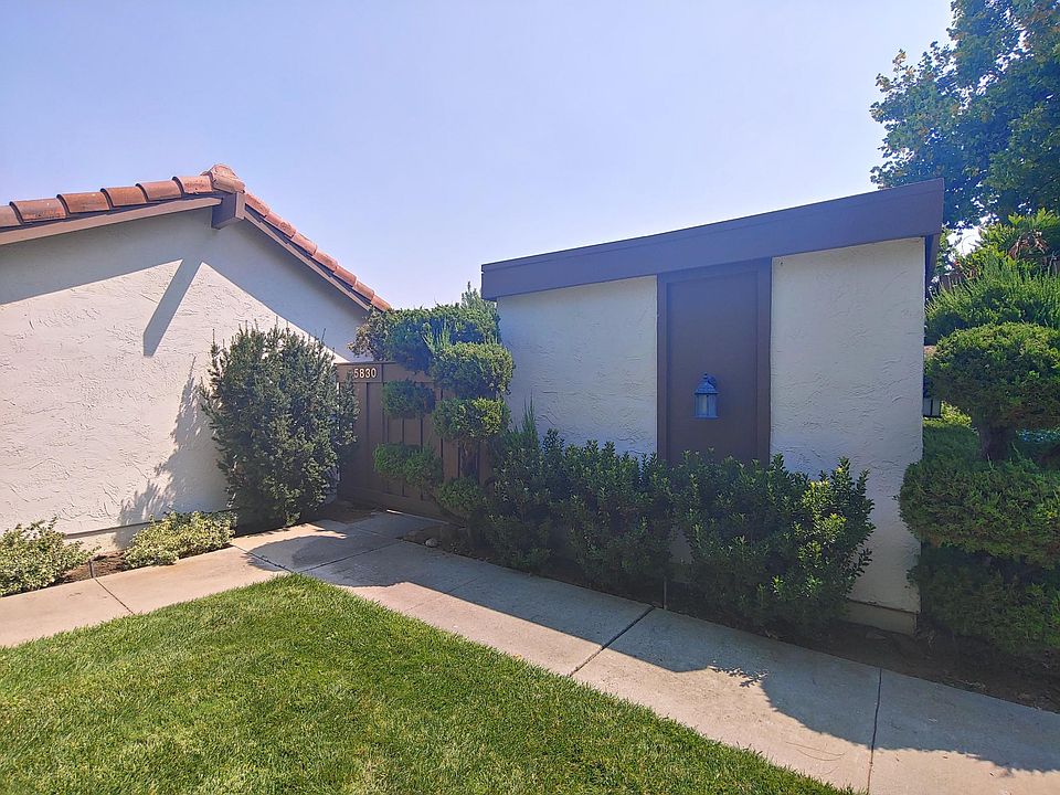1st image of 5830 Randleswood Ct