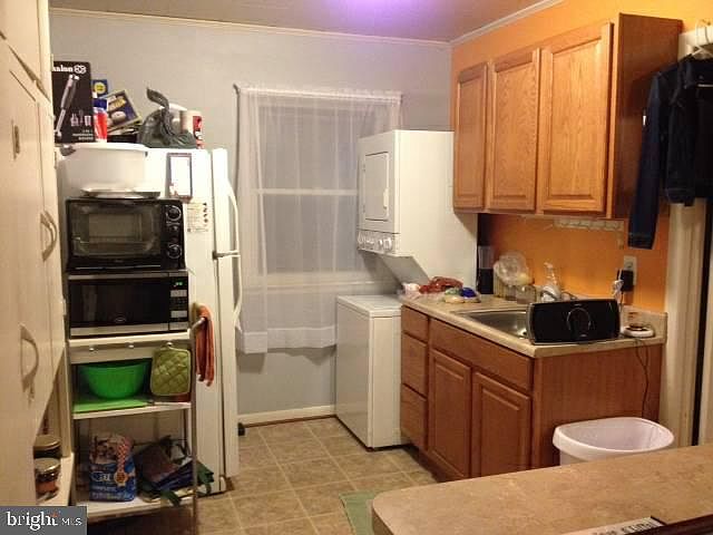 2nd image of 425 S Loudoun St