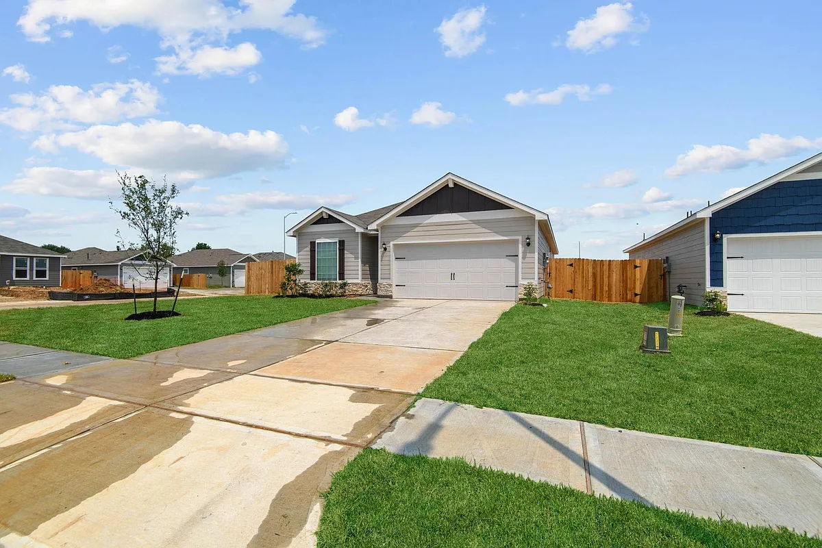 Building Photo - 701 Jasmine Ridge Ln