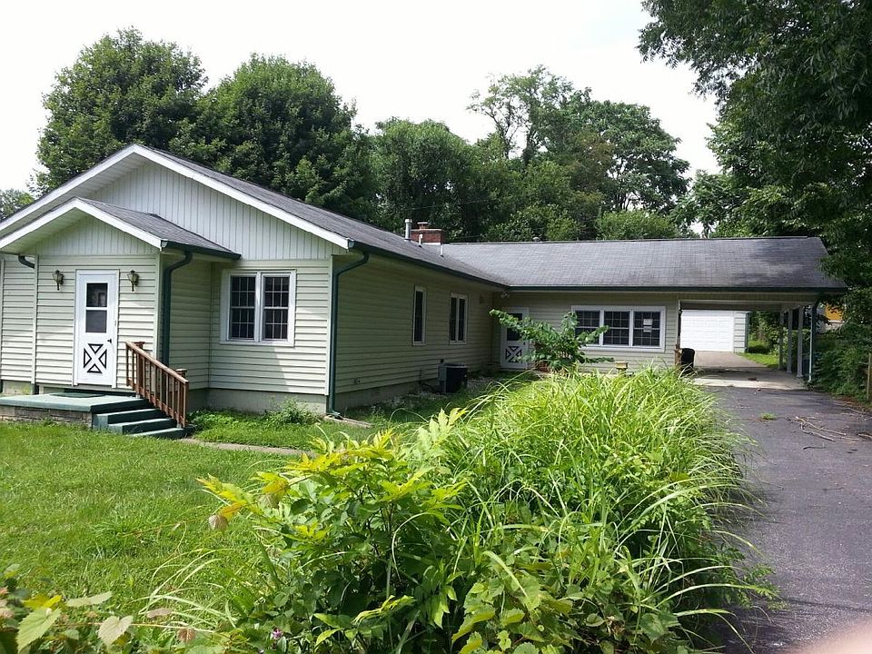 1st image of 317 E Wylie St
