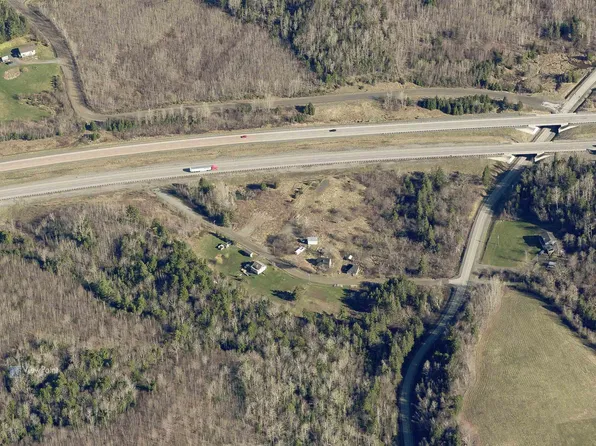 18 Young Rd, Pictou, NS B0K 1W0