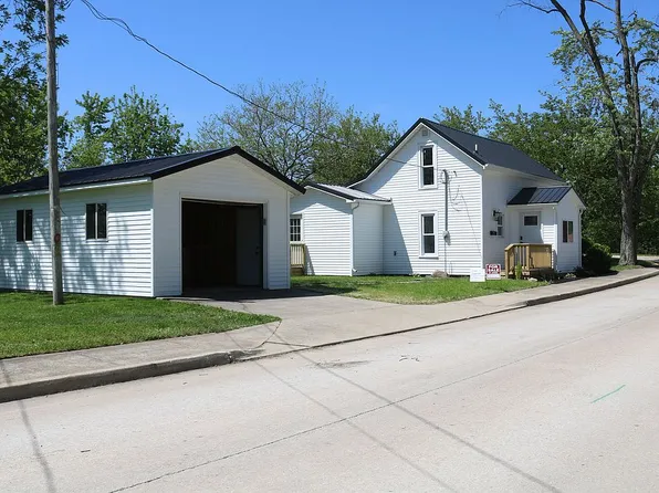 657 W Lincoln St, Nappanee, IN 46550
