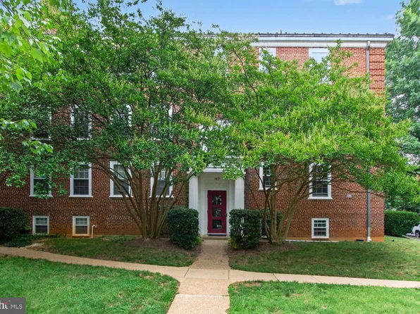 3815 Rodman St NW APT B14, Washington, DC 20016