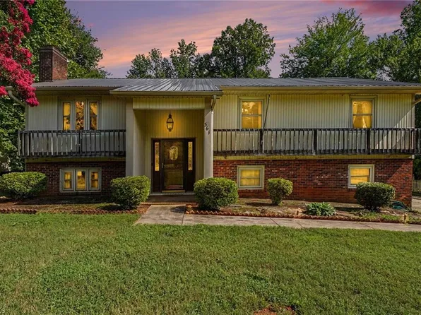 361 River Rd, Advance, NC 27006