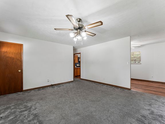 3rd image of 218 Arnold Ave