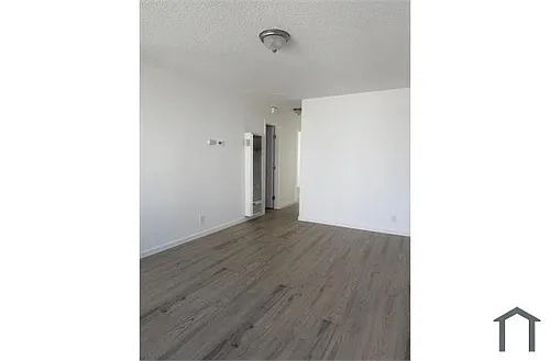 9719 Cherry St Photo 1
