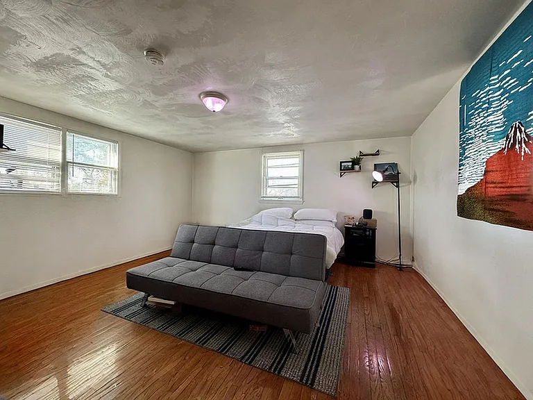 1708 Grayland St — Photo 16