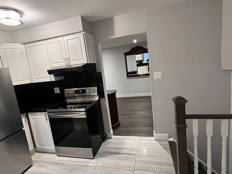 30 Salisbury Cir — Photo 5